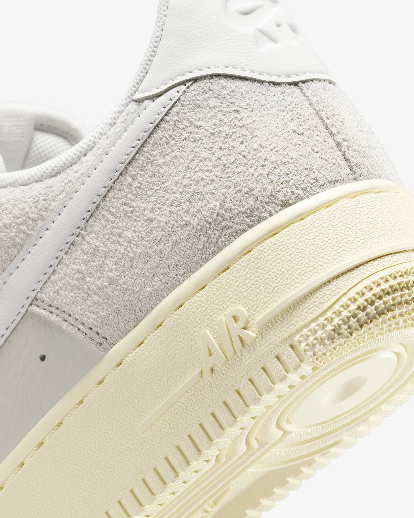 Heritage Hoops Low – Phantom Coconut Street Sneakers