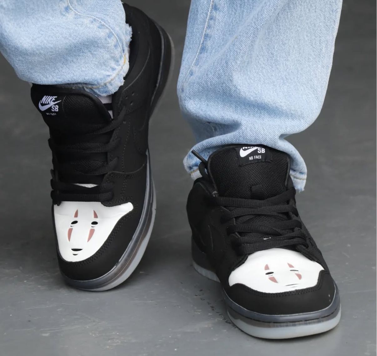 Premium Low-Top Skateboard Sneakers – No Face Design