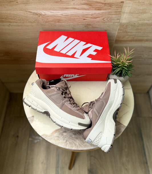 Neutral-Tone Retro Tech Sneakers – Light Bone Brown