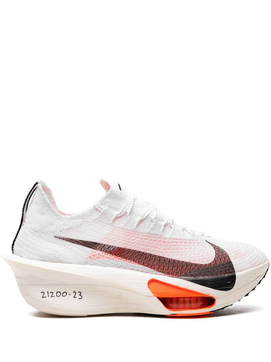 Racing Runner – Prototype White/Orange Edition