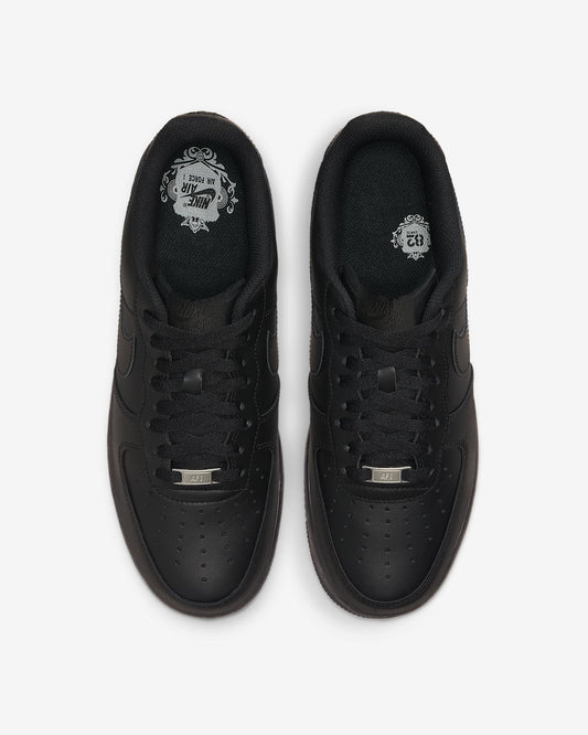 Retro Court Low – All Black Heritage Sneakers