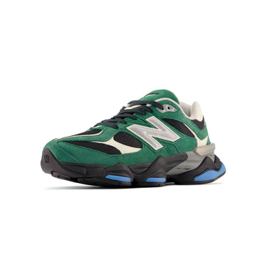 9060 Series – Team Forest Green Lifestyle Sneakers