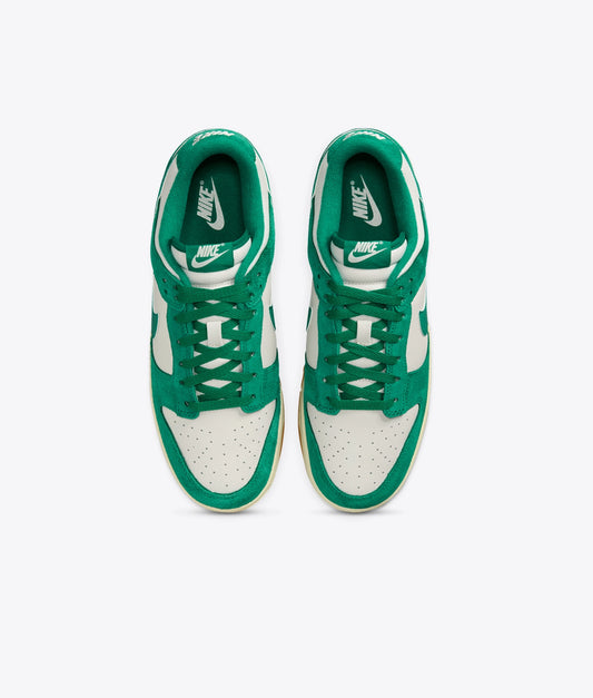 Premium Low-Cut Sneakers – Phantom & Malachite with Gum Sole