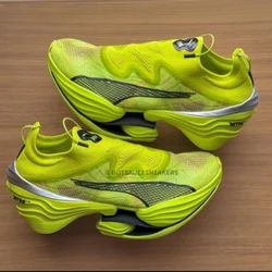SpeedForm RB Elite Pro Racing Shoes
