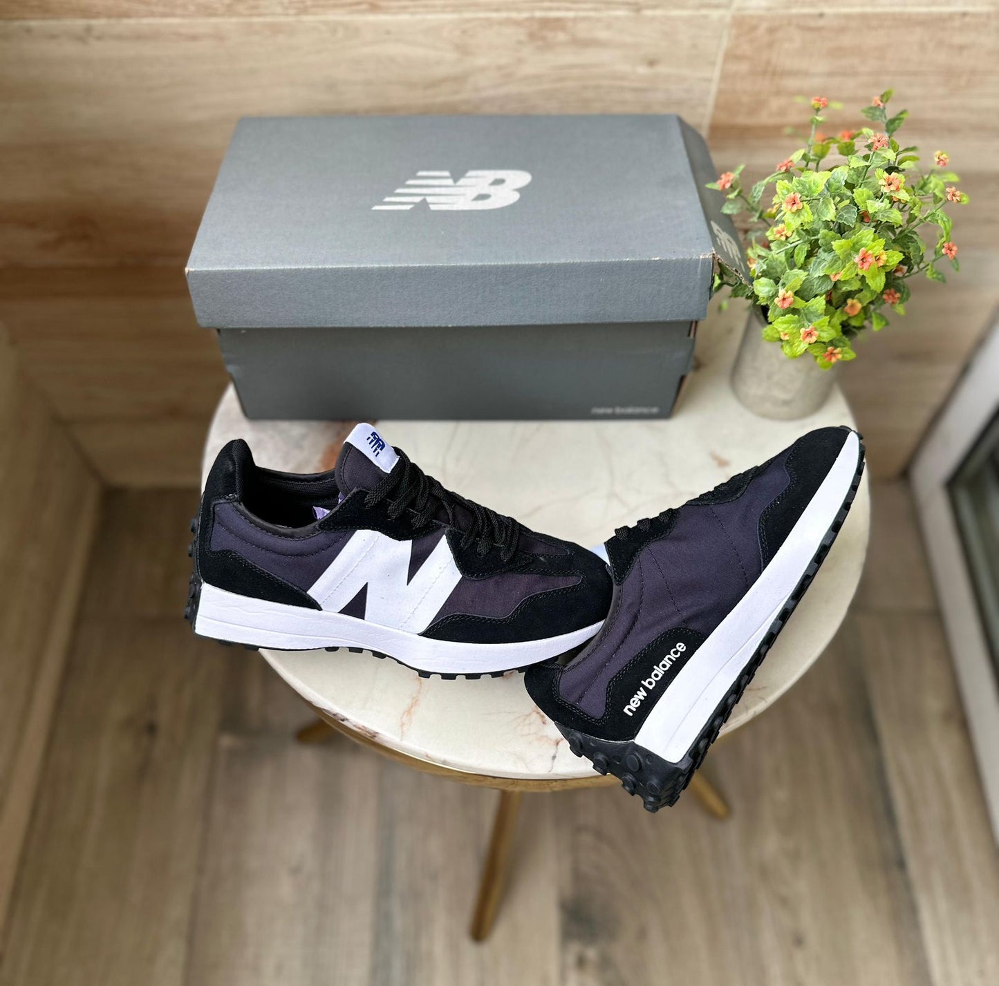 New Balance 327 oreo