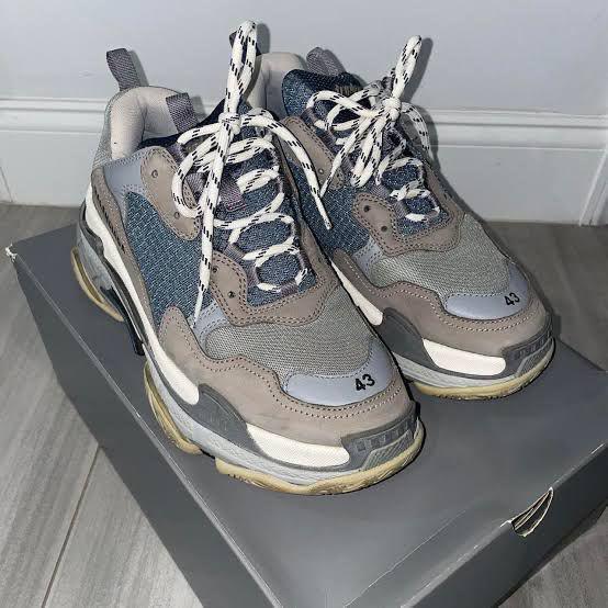 Blenciaga Triple S Vanille