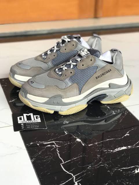 Blenciaga Triple S Vanille